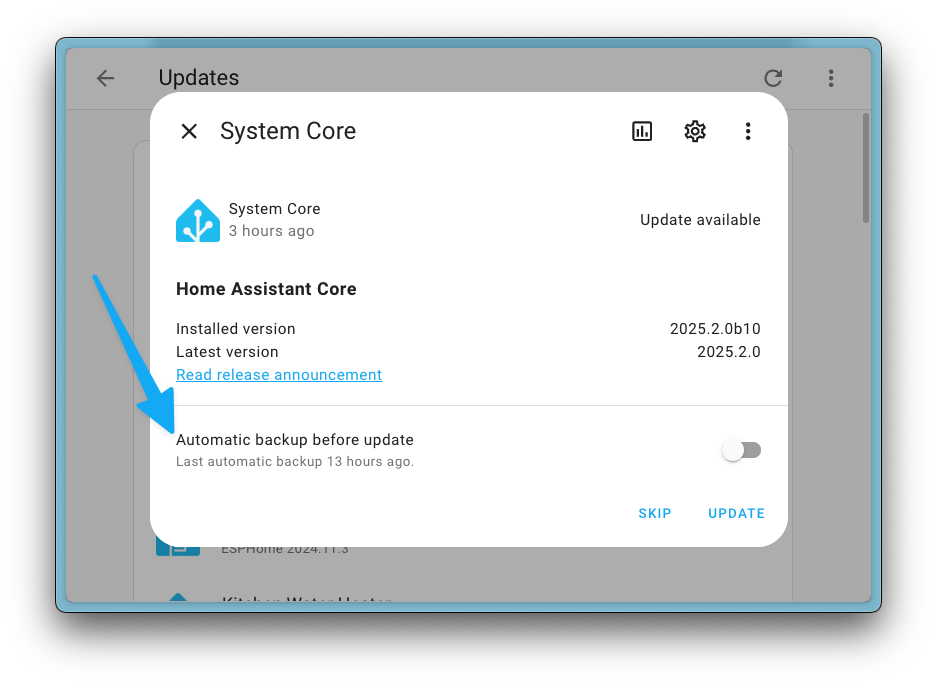 Screenshot showing an Home Assistant Core update dialog, giving the option to make a backup before update.